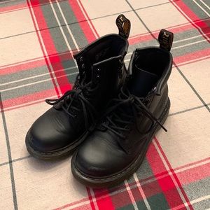 🌟 EUC Dr. Martens 🌟 Worn Once!